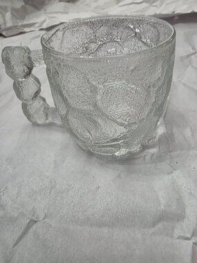 McDONALD THE FLINTSTONES WITH FROSTED DRINKING MUG